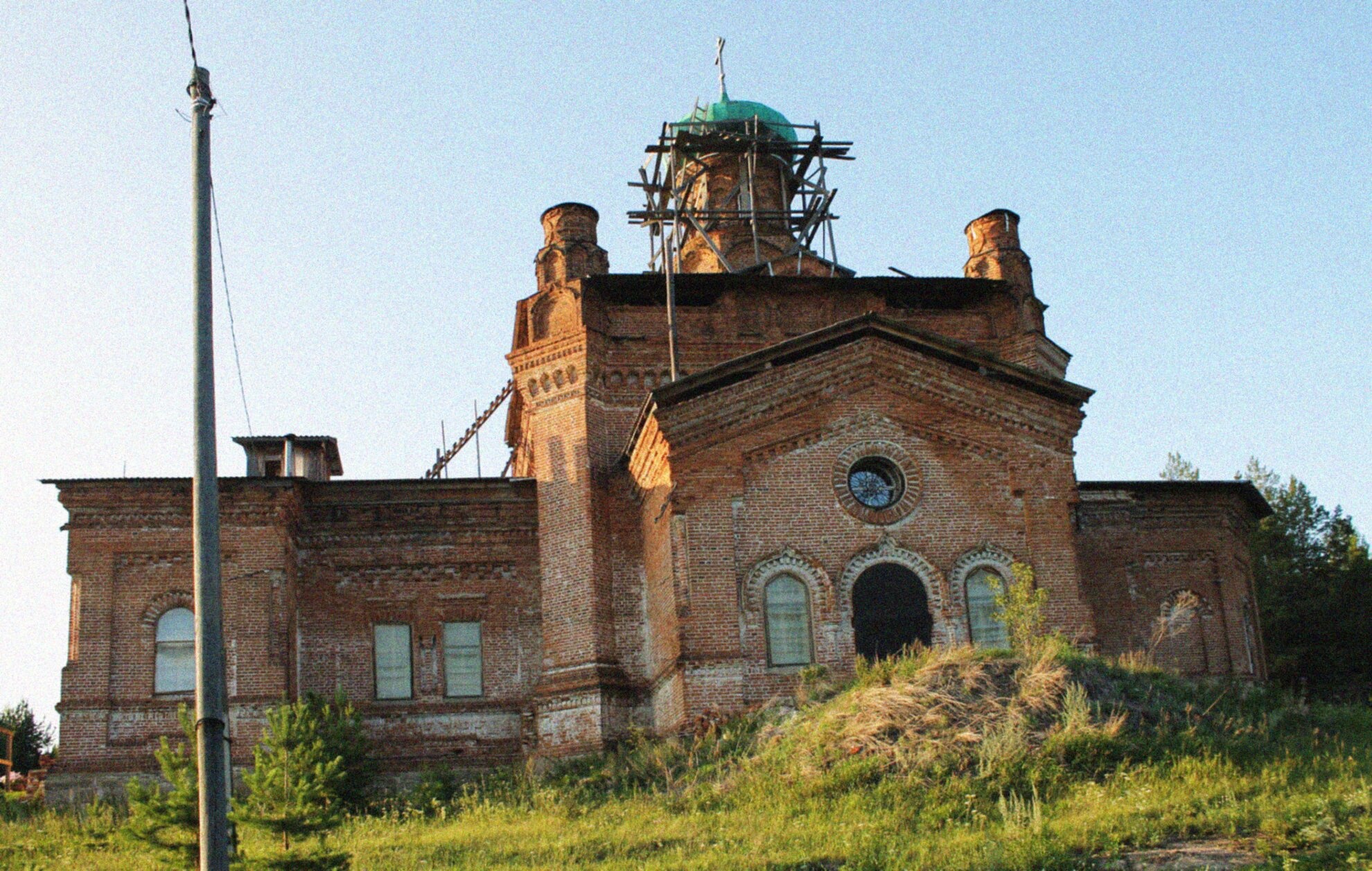 Церковь Рождества Пресвятой Богородицы в селе Краснополье