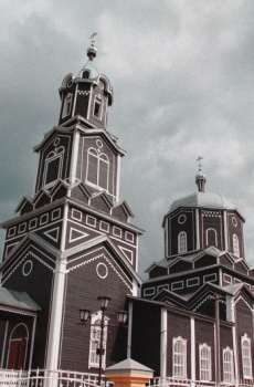 Храм Михаила Архангела в селе Холстовка