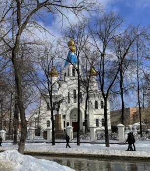 Храм Рождества Христова в Екатеринбурге зимой