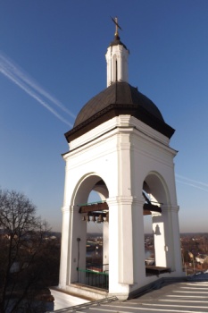 Колокольня Троицкого храма в селе Ельдигино