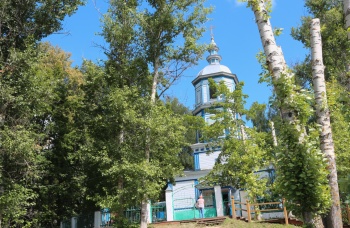 Храм святого мученика Гурия в деревне Петьял