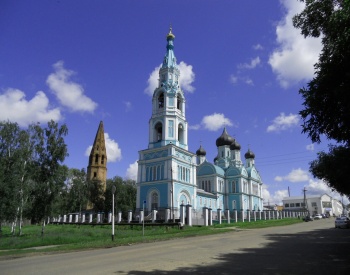 Троицкий собор в Яранске: история и архитектура на фотографии