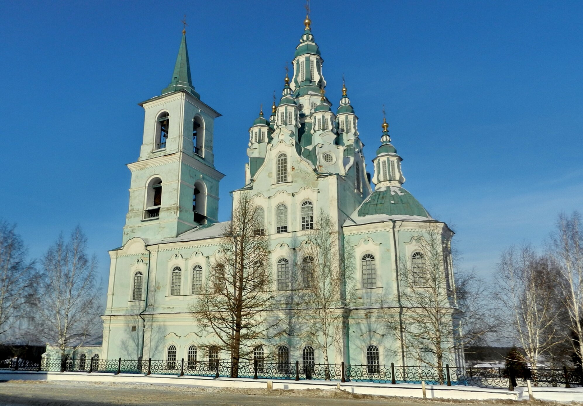 Спасо-Преображенский храм в Нижней Синячихе