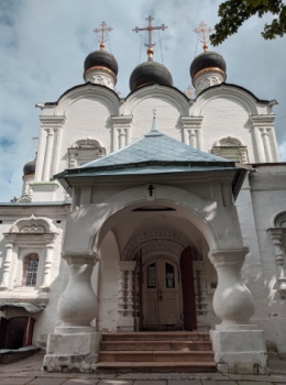 Церковь равноапостольного Владимира в Старых Садах - архитектура и история