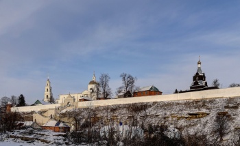 Елецкий Знаменский женский монастырь: вид в зимнее время