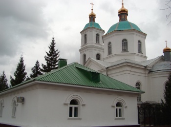 Крестовоздвиженский собор в Омске