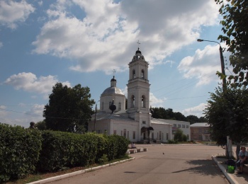 Собор Петра и Павла в городе Таруса