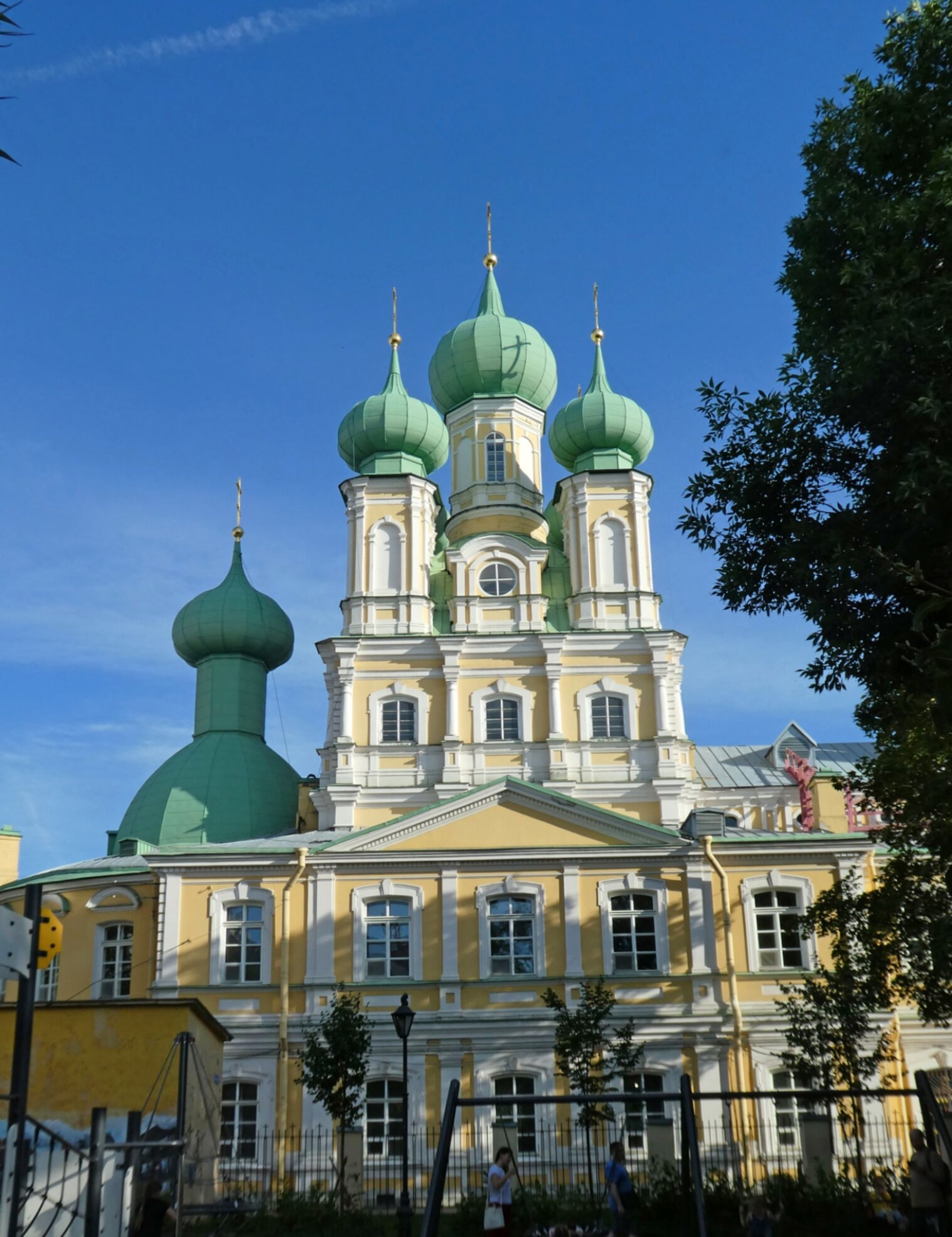 Благовещенская церковь на Васильевском острове в Санкт-Петербурге