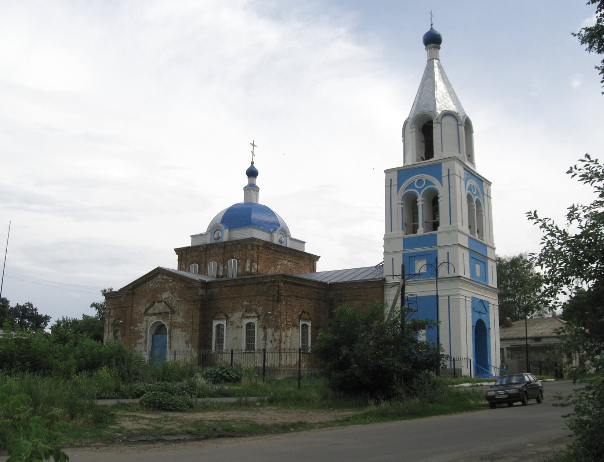 Храм Смоленской иконы Божией Матери в Обояни
