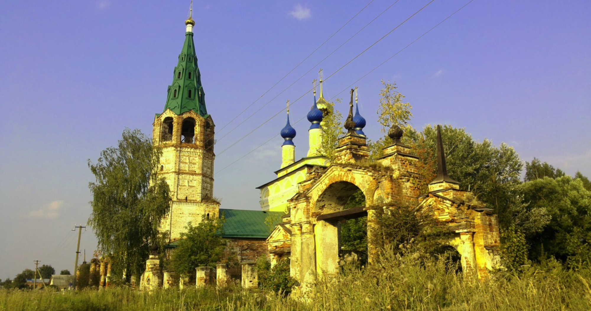 Церковь Рождества Богородицы в Горицах