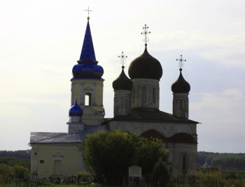 Церковь Успения Пресвятой Богородицы в селе Иванищи