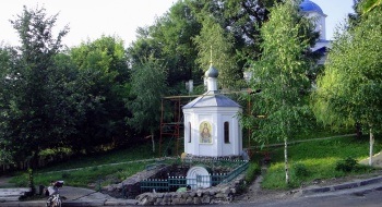 Часовня над святым источником Тихвинской иконы Божией Матери в Брянске