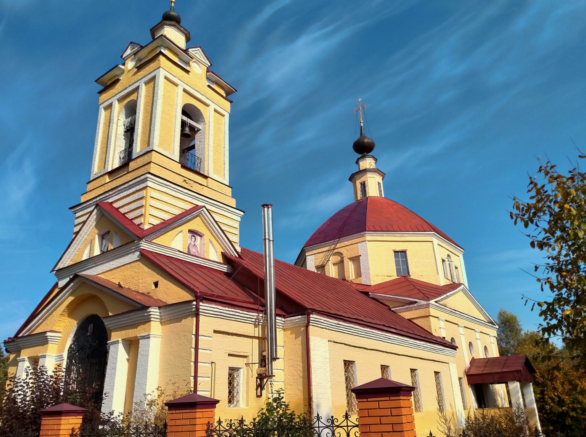 Церковь Иоанна Богослова в селе Слотино