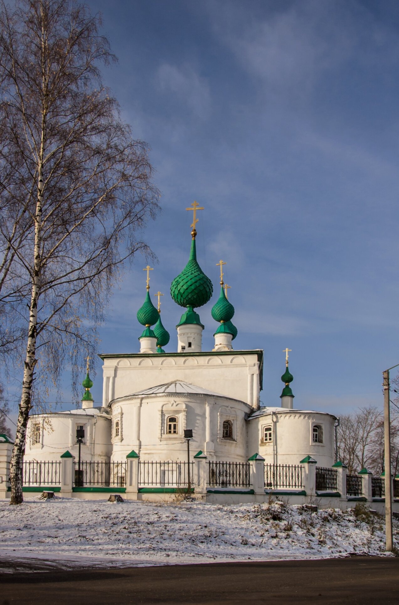 Храм Преображения Господня в Кинешме - зимняя святыня