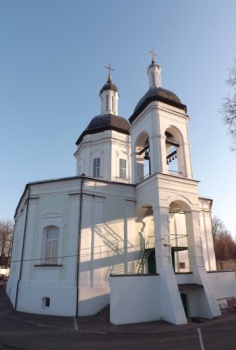 Храм Живоначальной Троицы в селе Ельдигино