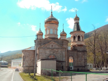 Храм Святителя Николая Чудотворца в селе Адербиевка