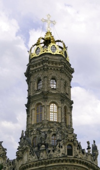 Знаменская церковь в Дубровицах: архитектура барокко