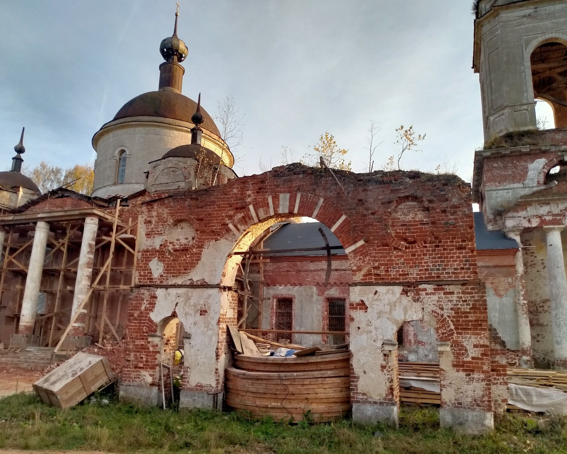 Церковь Успения Пресвятой Богородицы в селе Федоровское