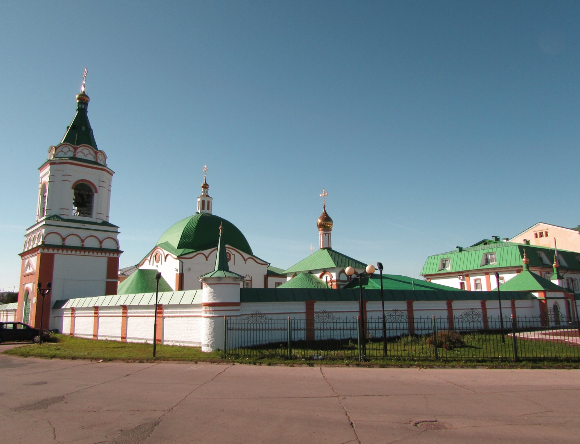 Свято-Троицкий мужской монастырь в Чебоксарах