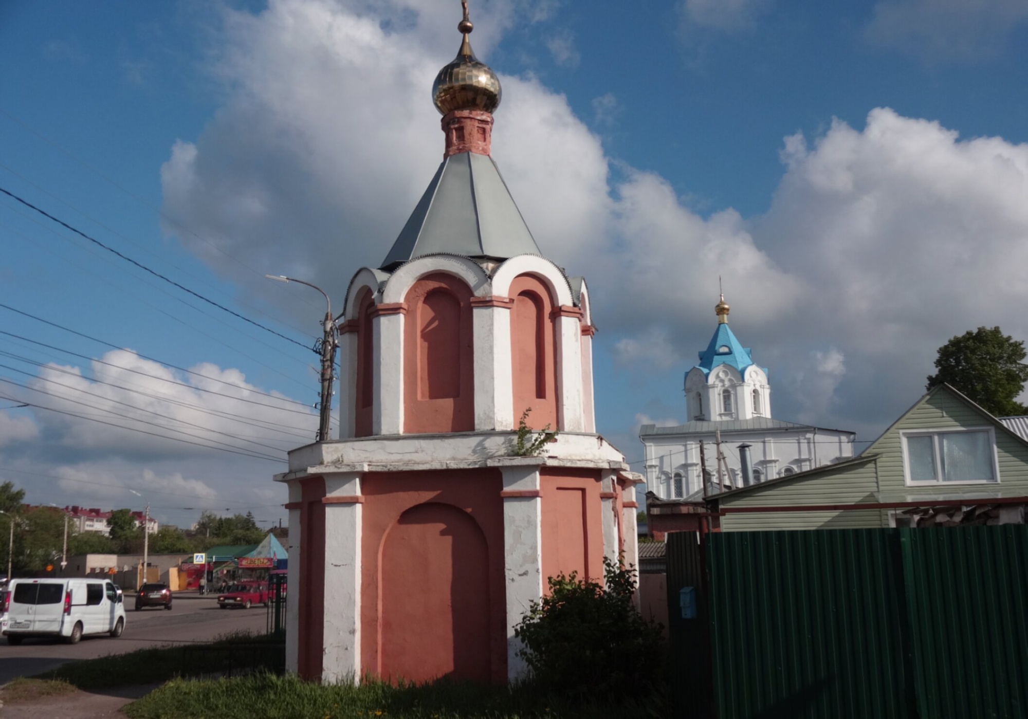 Часовня у ограды Введенского женского монастыря в Орле