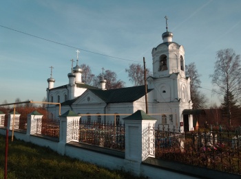 Церковь Святой Троицы в селе Каменево
