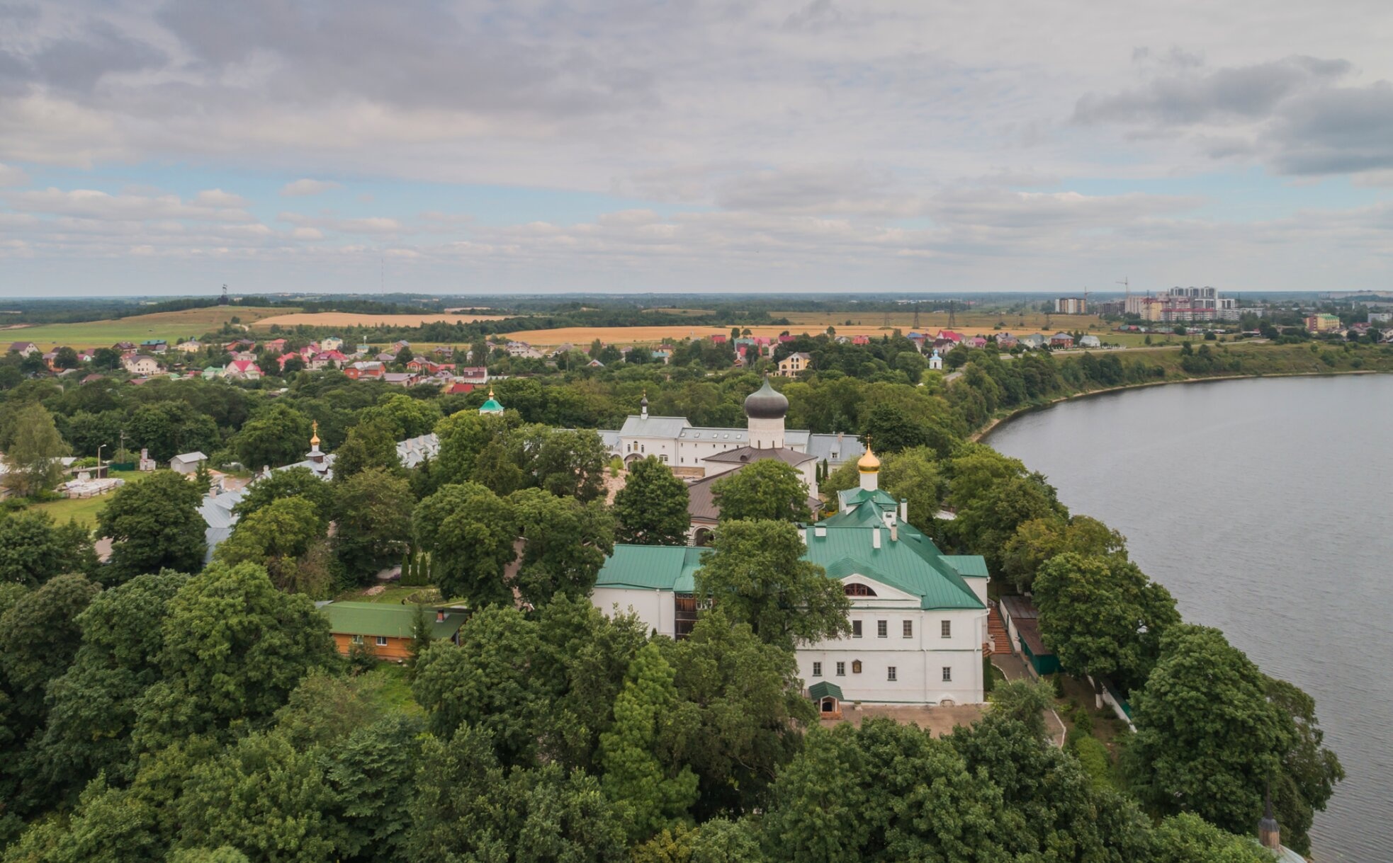 Снетогорский монастырь в Пскове: архитектурный ансамбль и духовная история