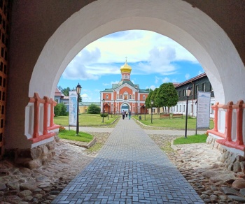 Валдайский Иверский Богородицкий Святоозерский мужской монастырь