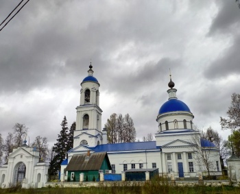 Храм Успения Пресвятой Богородицы в селе Стромынь
