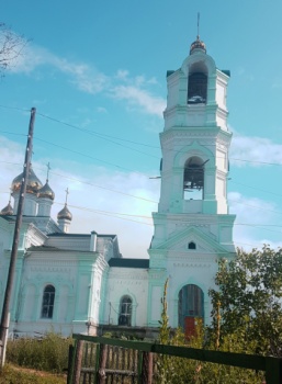Церковь Троицы Живоначальной в селе Польцо