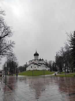 Храм святого Василия Великого на Горке в Пскове