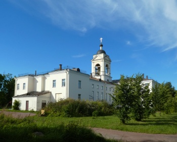 Богадельня с церковью святого Андрея Критского в Сергиево