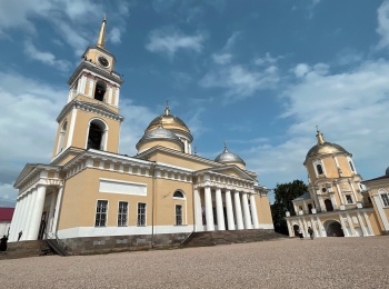 Богоявленский собор в Нило-Столобенской пустыни