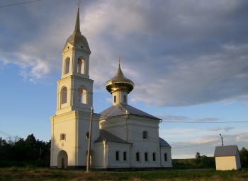 Храм Рождества Пресвятой Богородицы в селе Радушино