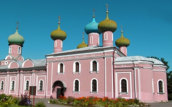 Спасо-Преображенский собор в Тихвине