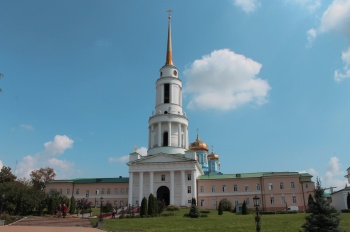 Надвратный храм Святителя Николая Чудотворца Задонского монастыря