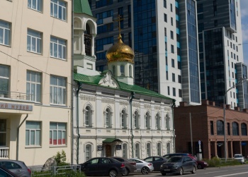 Храм во имя святителя Николая Чудотворца при Уральском государственном горном университете