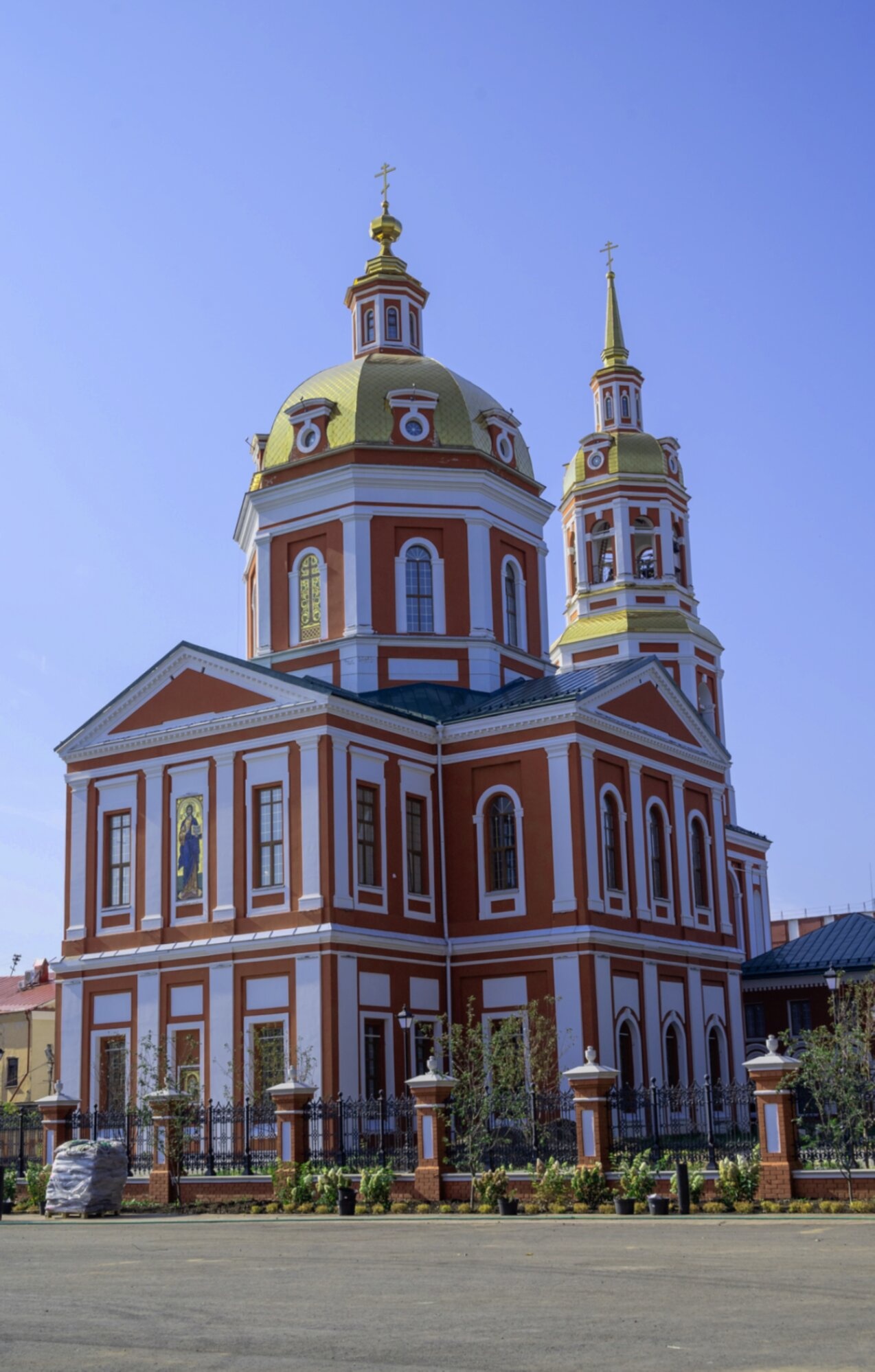 Спасский собор в Кирове: история и архитектура