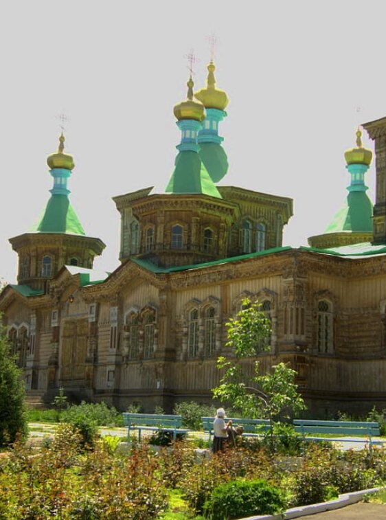 Свято-Троицкая церковь в городе Каракол