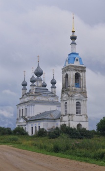 Храм Рождества Пресвятой Богородицы в селе Савинское