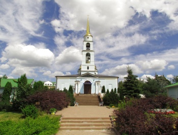 Церковь Покрова Пресвятой Богородицы в селе Недельном