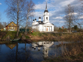 Храм Святителя Николая Чудотворца в Кобоне