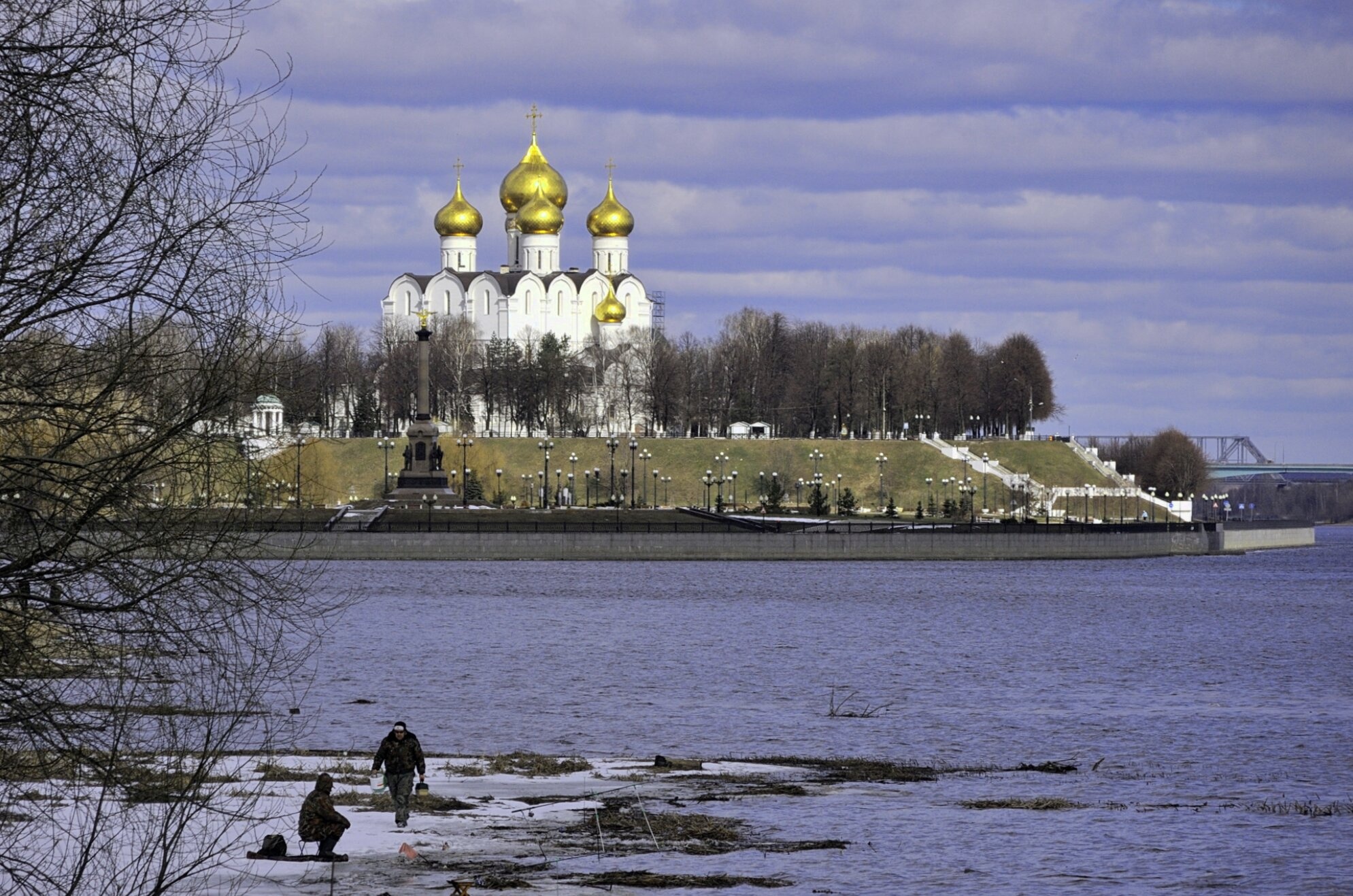 Успенский кафедральный собор в Ярославле