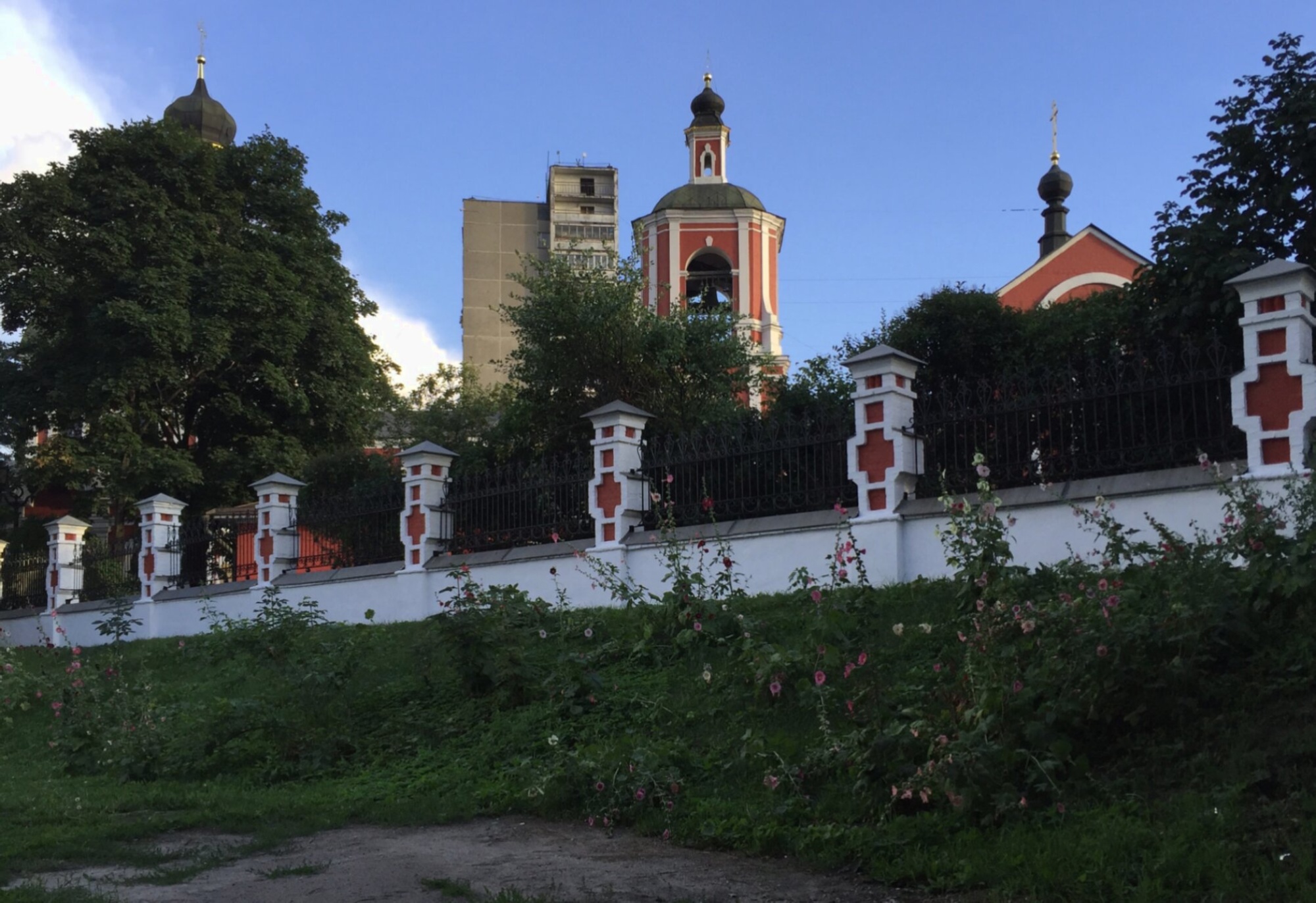 Фотография и описание Храма иконы Божией Матери «Знамение» в Переяславской слободе