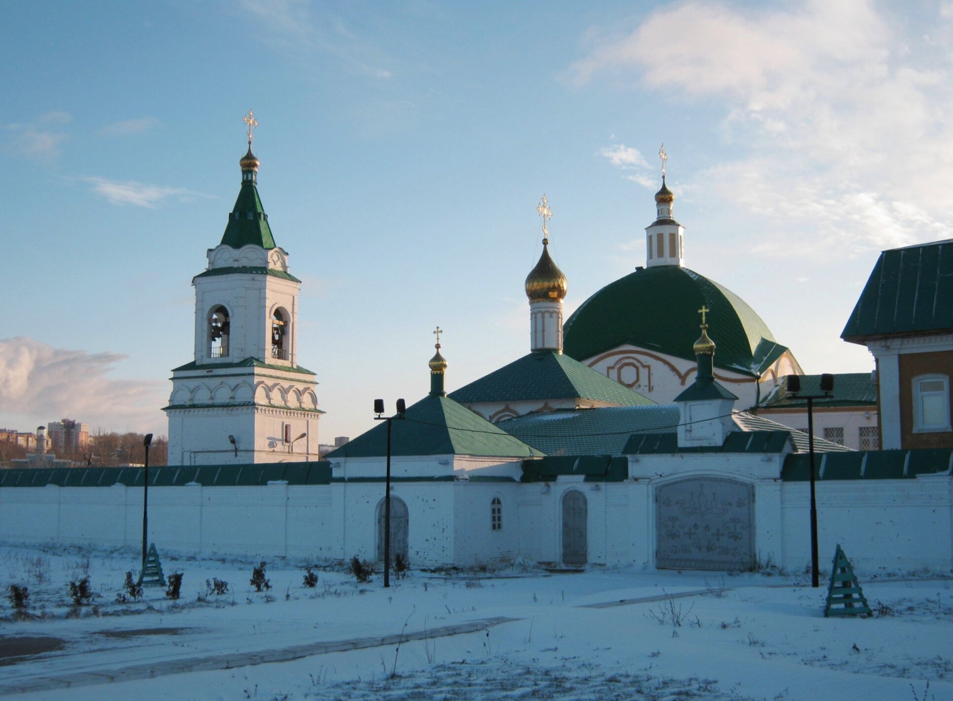 Свято-Троицкий мужской монастырь в Чебоксарах