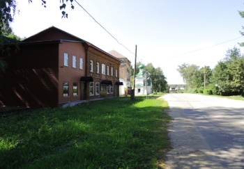 Церковь-школа Покрова Пресвятой Богородицы в селе Пестрецово