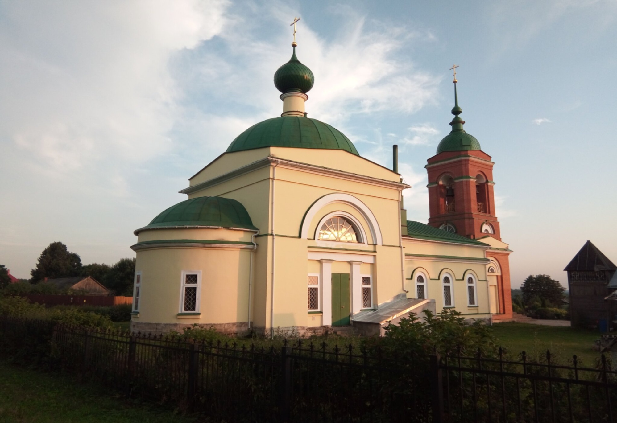 Церковь Василия Великого в селе Васильевское