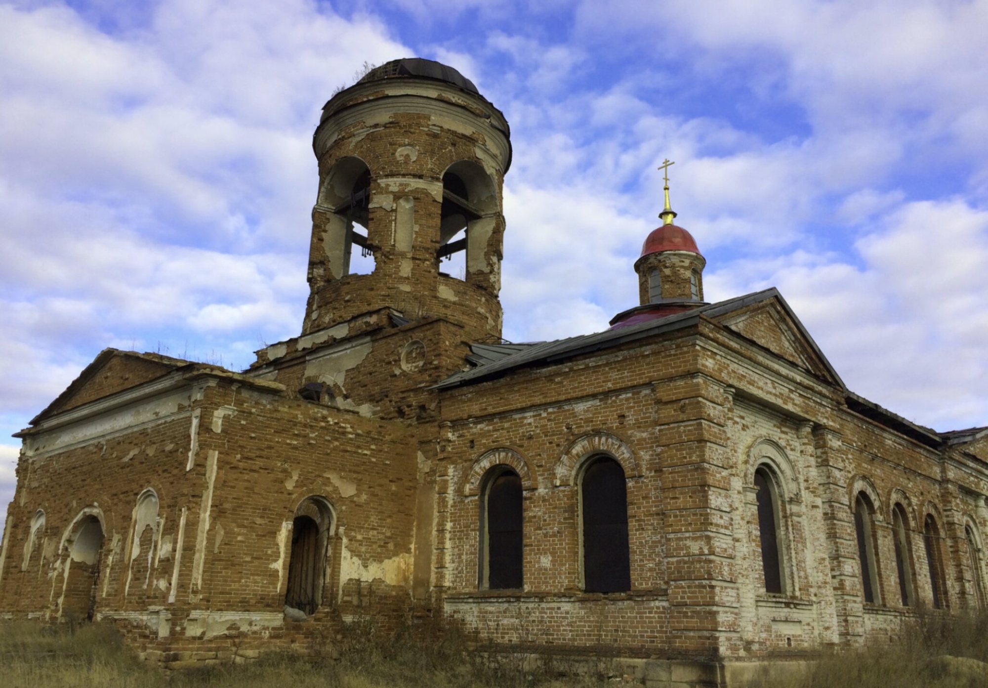 Свято-Никольский храм в селе Мезенском