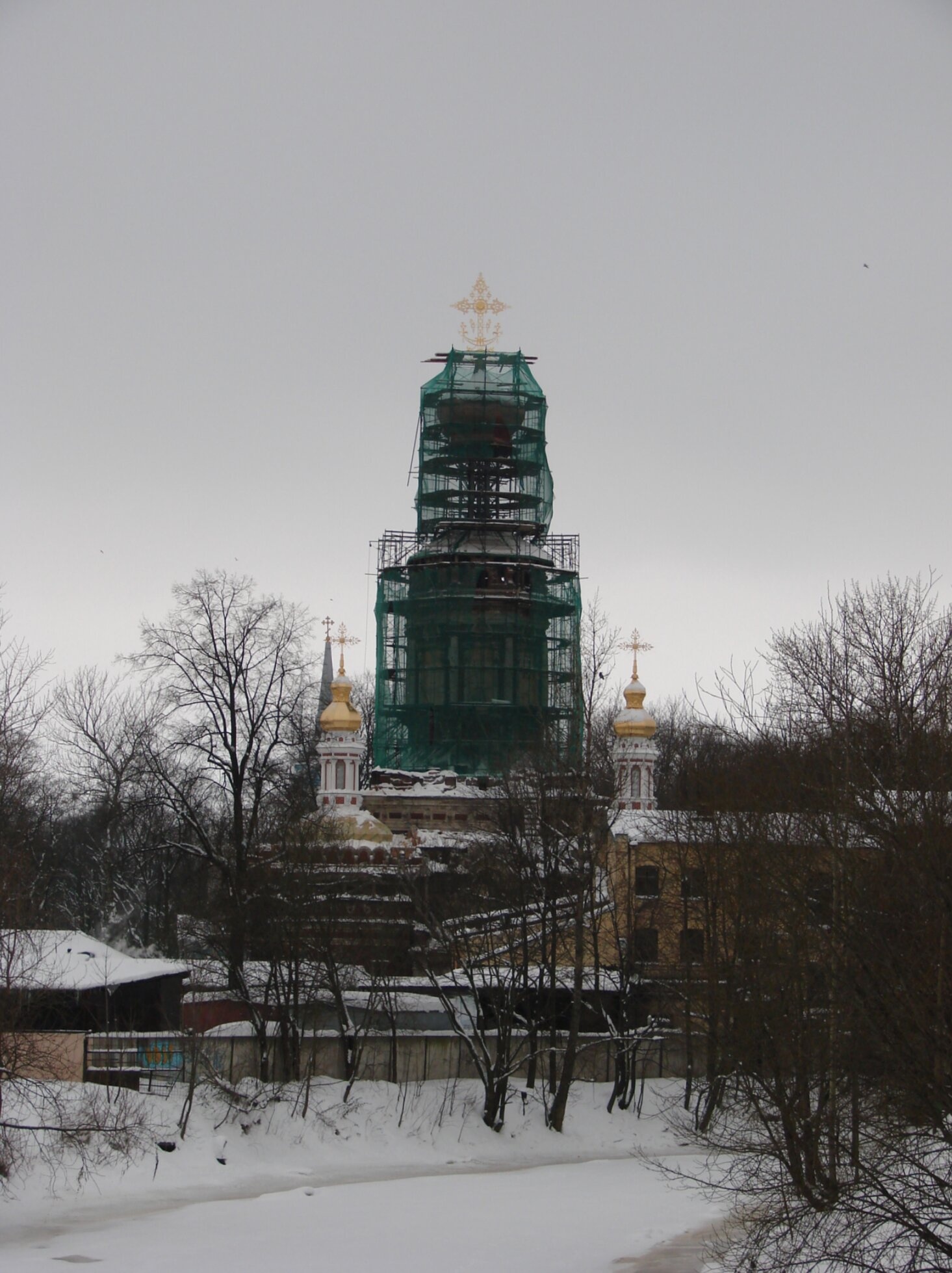 Воскресенская церковь на Смоленском кладбище Санкт-Петербурга
