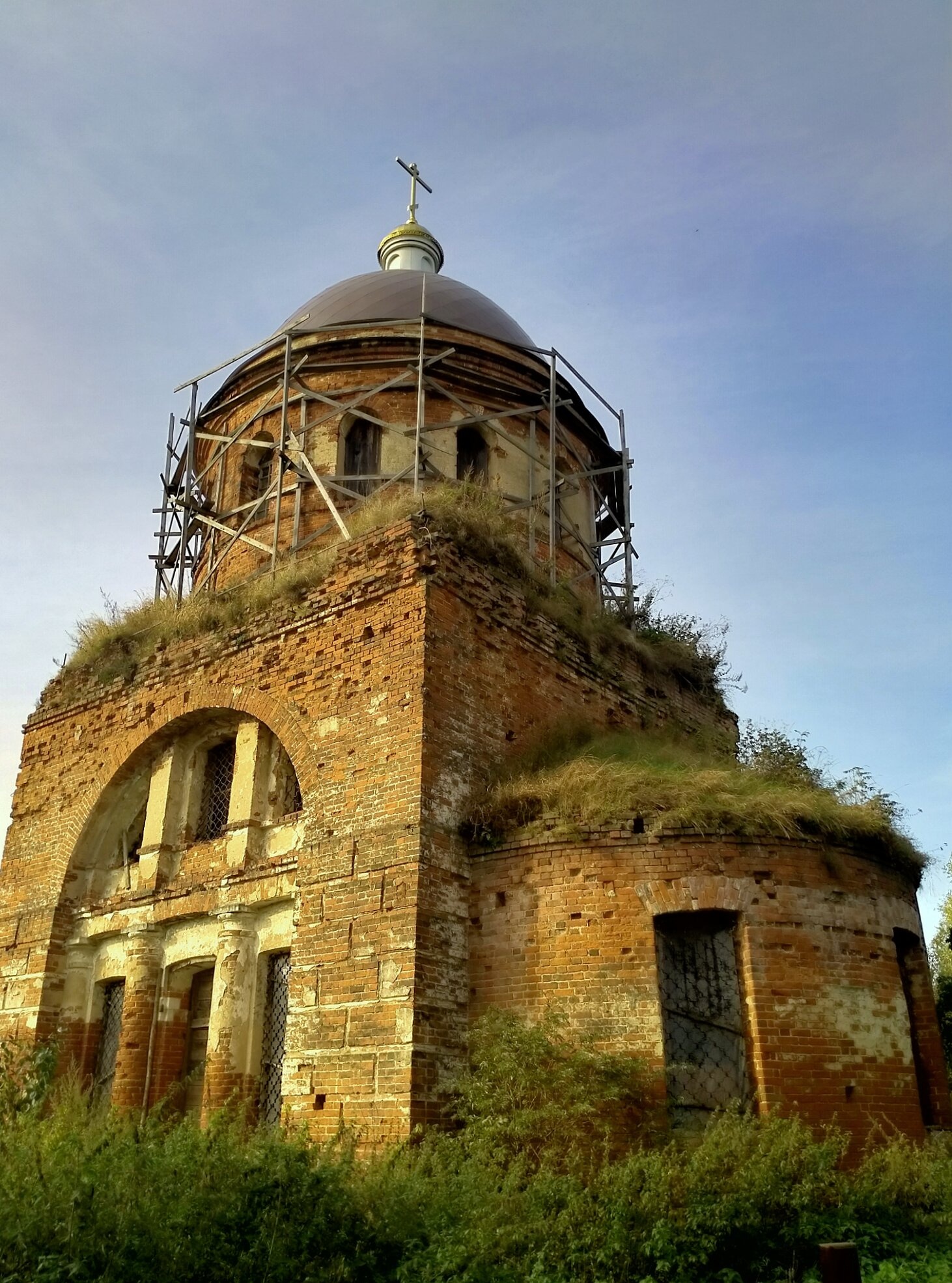 Церковь Рождества Пресвятой Богородицы в Махре