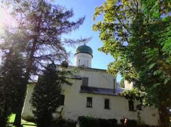 Храм Святой Анастасии Узорешительницы в Пскове